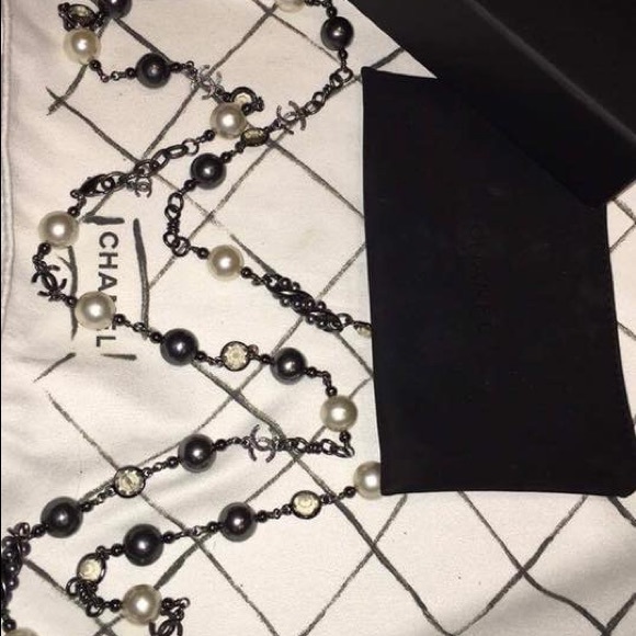 Jewelry - Authentic chanel cc necklace